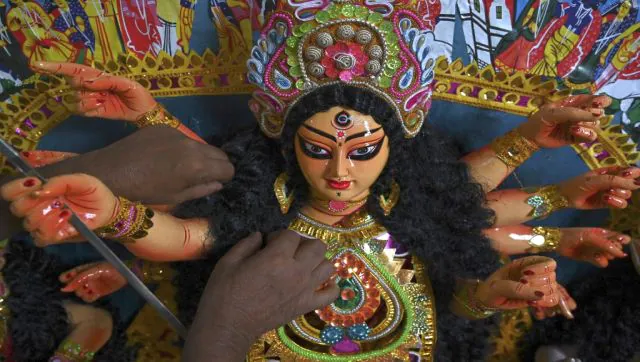दुर्गा पूजा से जुड़े तथ्य और अनुष्ठान क्या हैं?