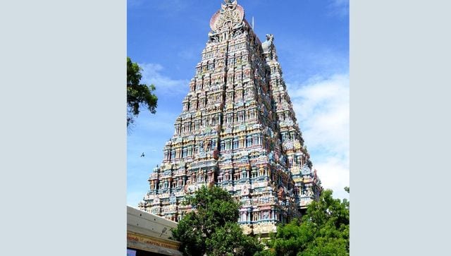 तिरुमाला मंदिर में है 10 टन सोना 15900 करोड़ रुपये नकद, भारत के सबसे अमीर मंदिरों पर एक नजर