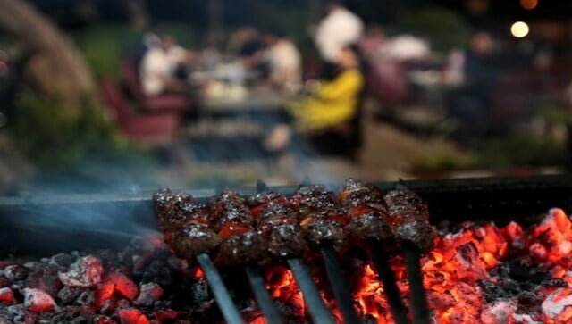 सोशल मीडिया पर वायरल हुआ वारेन हेस्टिंग्स का कबाब रेसिपी;  जाँच करना